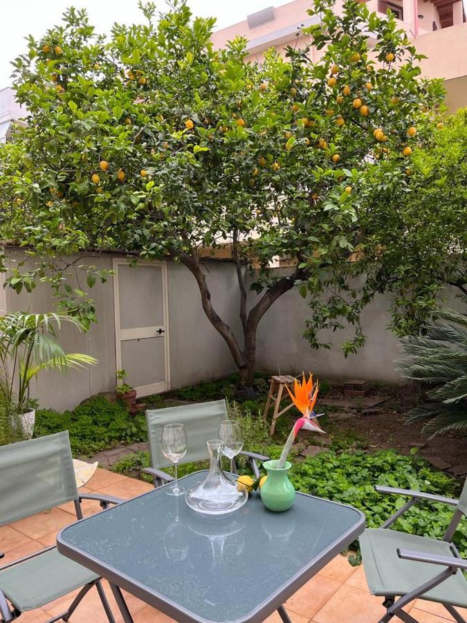 Tangerine Tree House Lejlighed Cagliari Eksteriør billede
